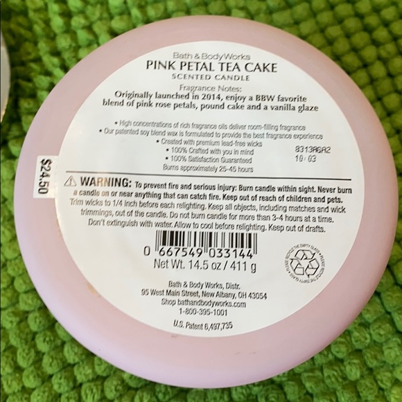 Bath & Body Works candle - Picture 3 of 3